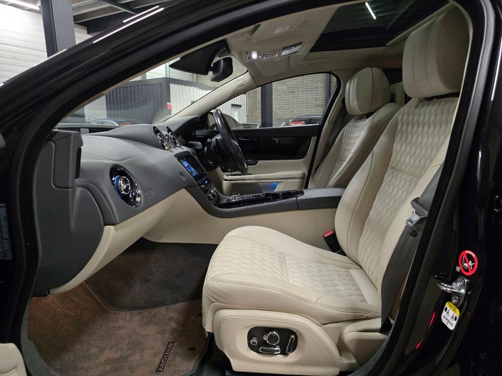 JAGUAR XJ 3.0 d V6 Autobiography 2016