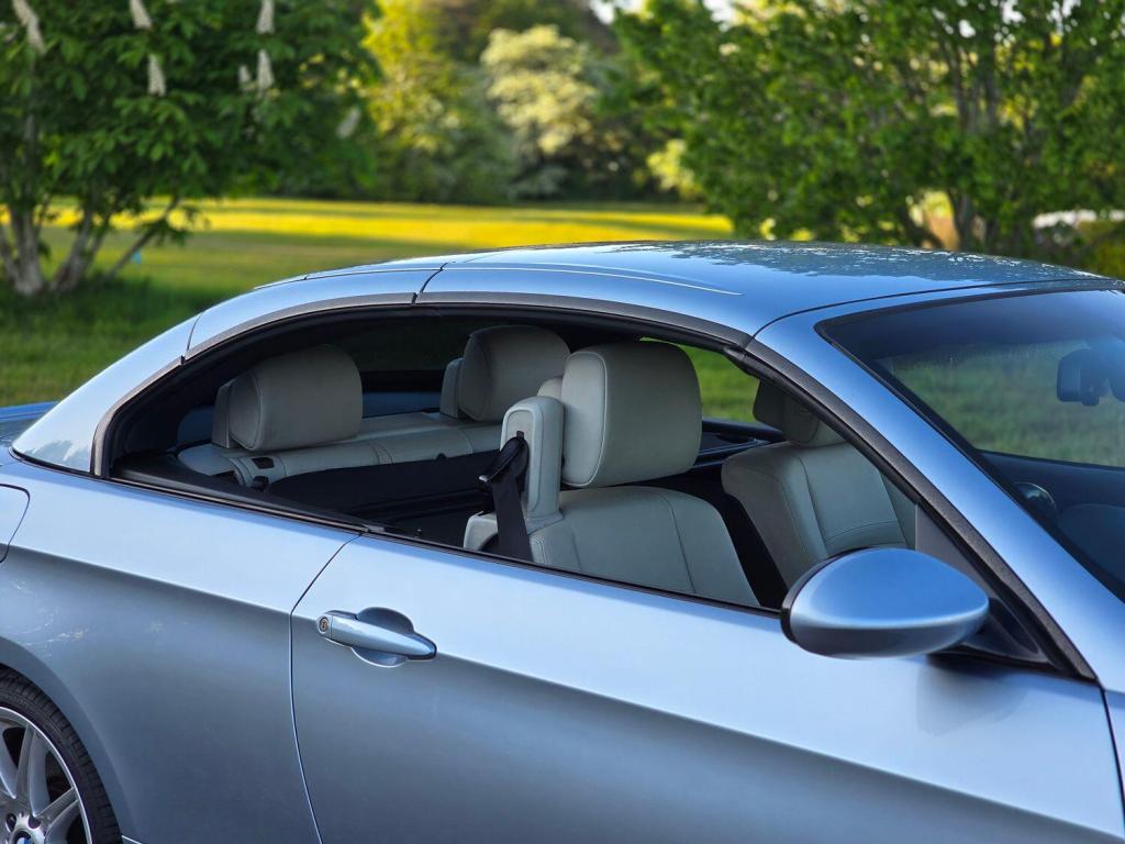 BMW 3 SERIES 3.0 330d M Sport Convertible 2009