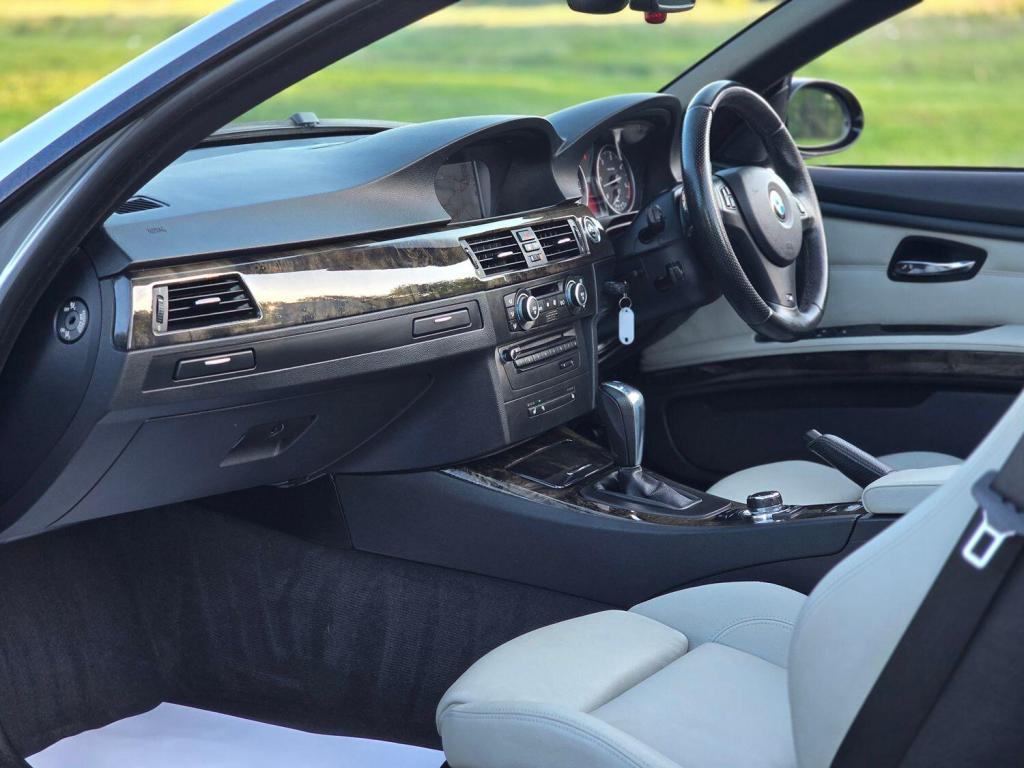 BMW 3 SERIES 3.0 330d M Sport Convertible 2009