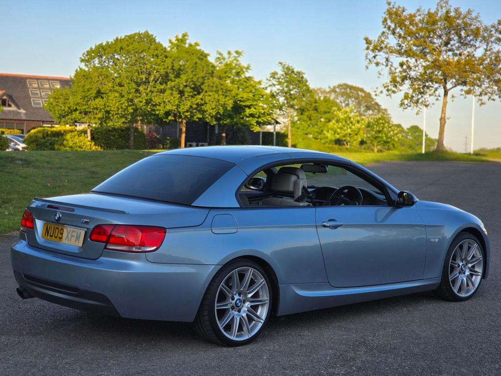 BMW 3 SERIES 3.0 330d M Sport Convertible 2009