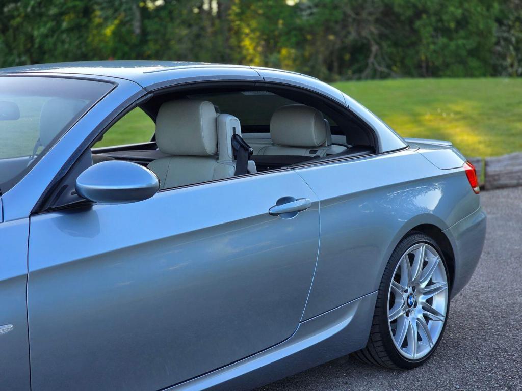 BMW 3 SERIES 3.0 330d M Sport Convertible 2009