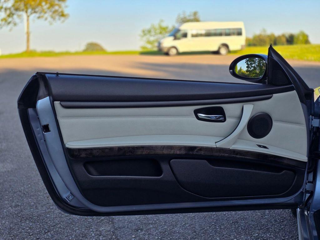 BMW 3 SERIES 3.0 330d M Sport Convertible 2009