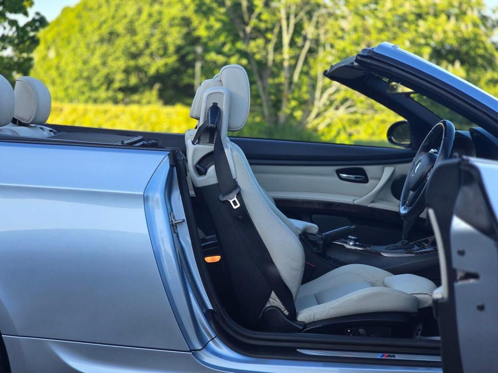 BMW 3 SERIES 3.0 330d M Sport Convertible 2009