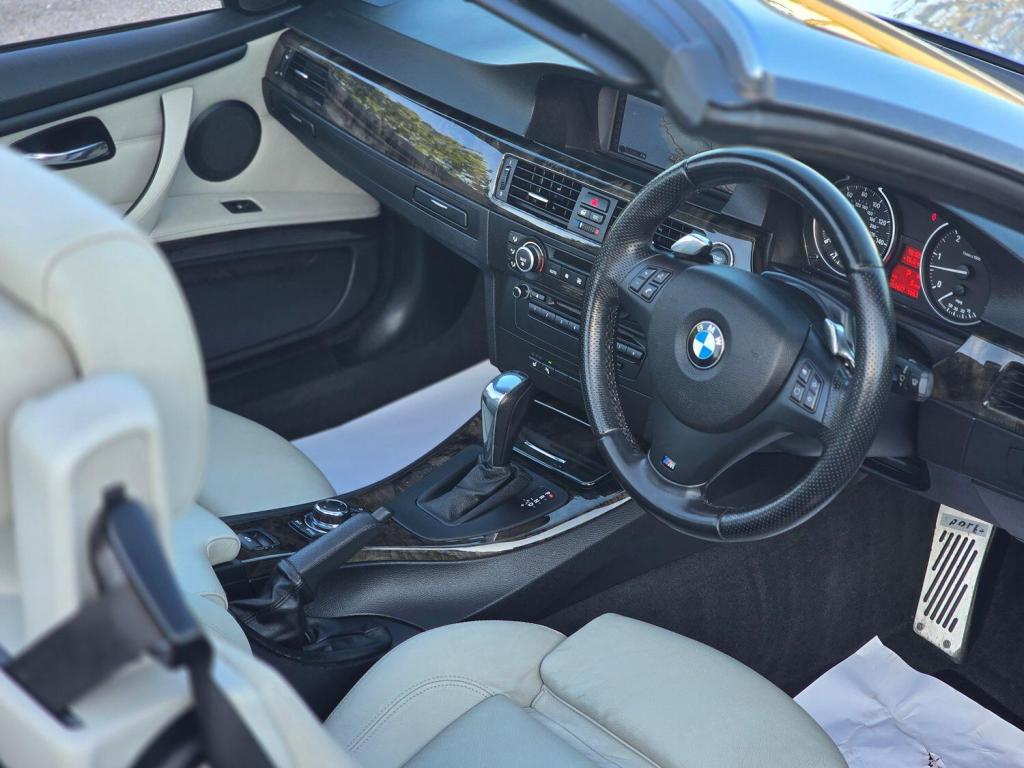 BMW 3 SERIES 3.0 330d M Sport Convertible 2009