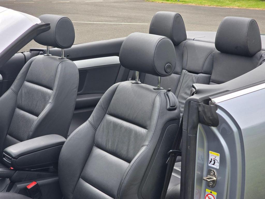 AUDI A4 2.0 TDI S line 2009