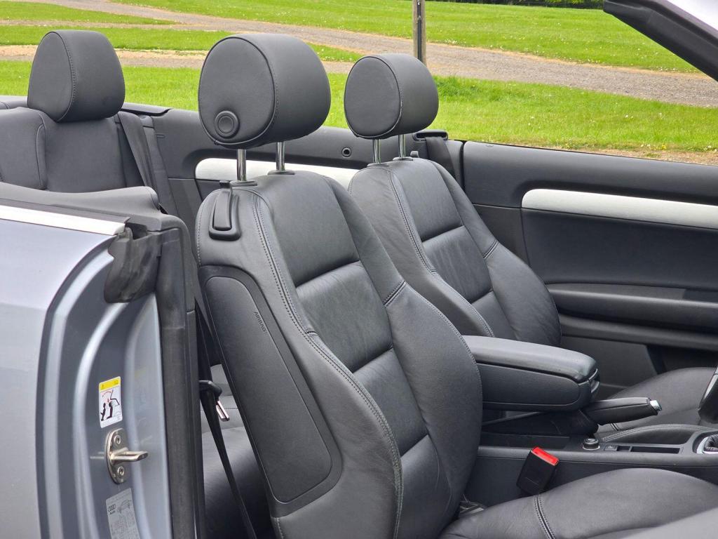 AUDI A4 2.0 TDI S line 2009