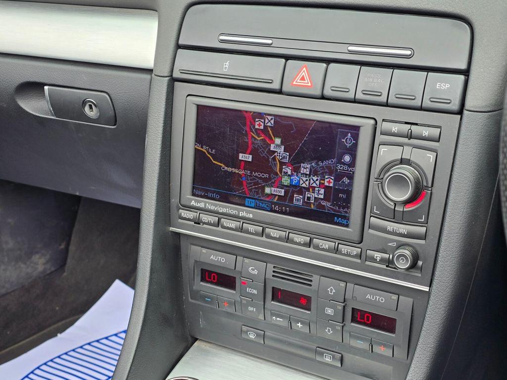 AUDI A4 2.0 TDI S line 2009