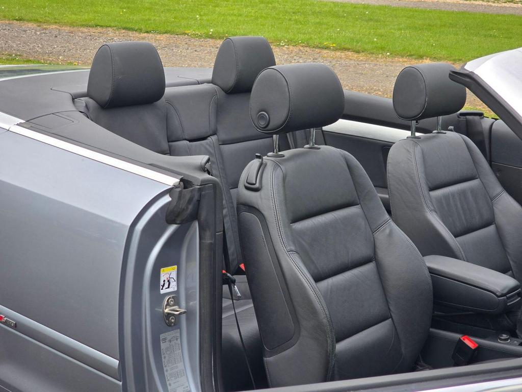 AUDI A4 2.0 TDI S line 2009