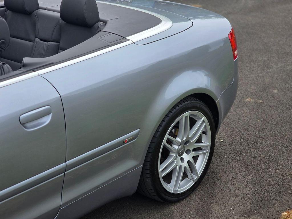 AUDI A4 2.0 TDI S line 2009