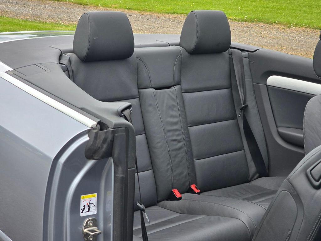 AUDI A4 2.0 TDI S line 2009