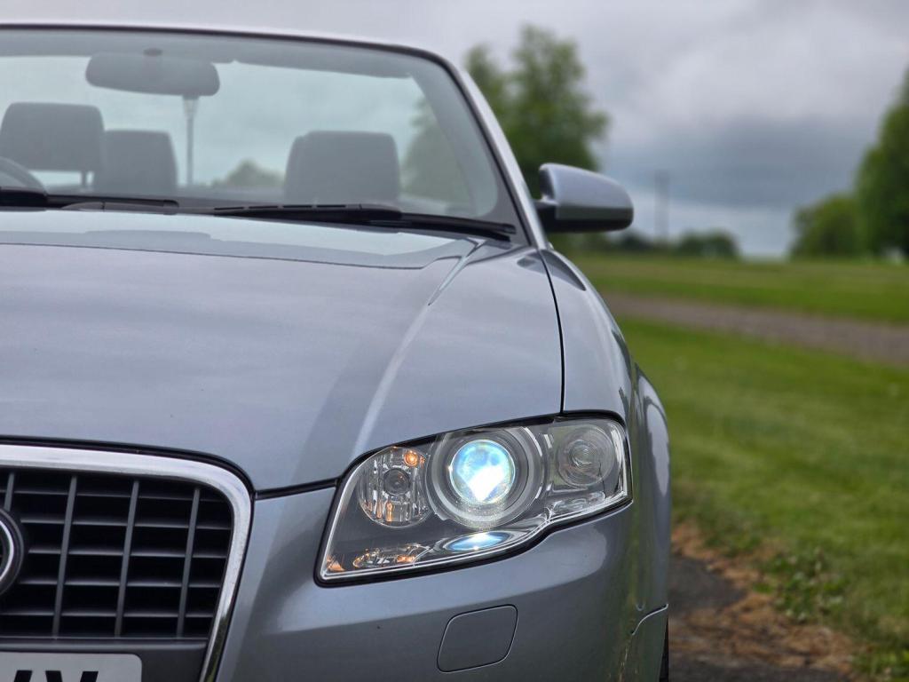 AUDI A4 2.0 TDI S line 2009