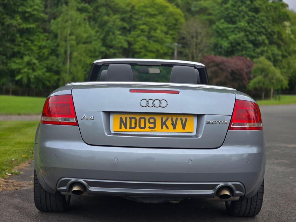 AUDI A4 2.0 TDI S line 2009