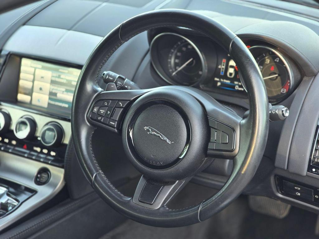 JAGUAR F-TYPE 3.0 V6 2015