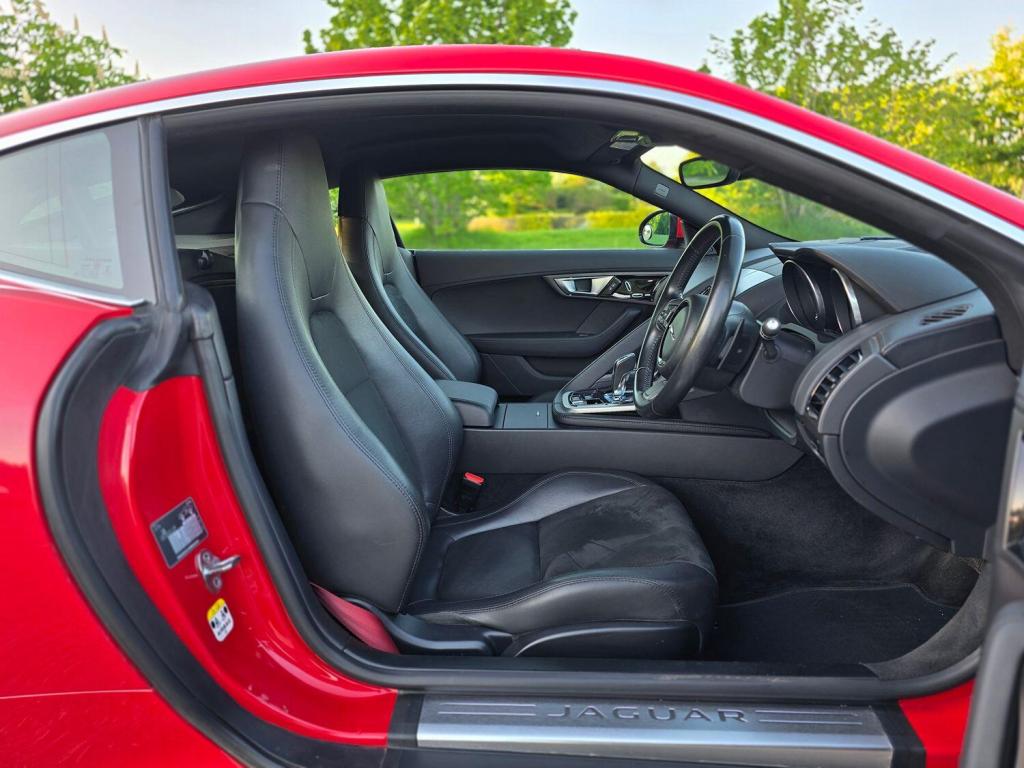 JAGUAR F-TYPE 3.0 V6 2015