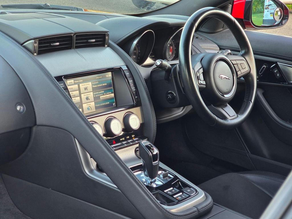 JAGUAR F-TYPE 3.0 V6 2015