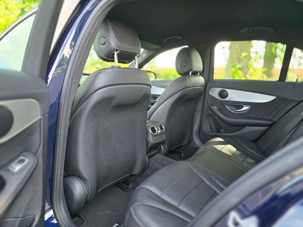 MERCEDES-BENZ C CLASS 2.1 C300dh AMG Line 2015