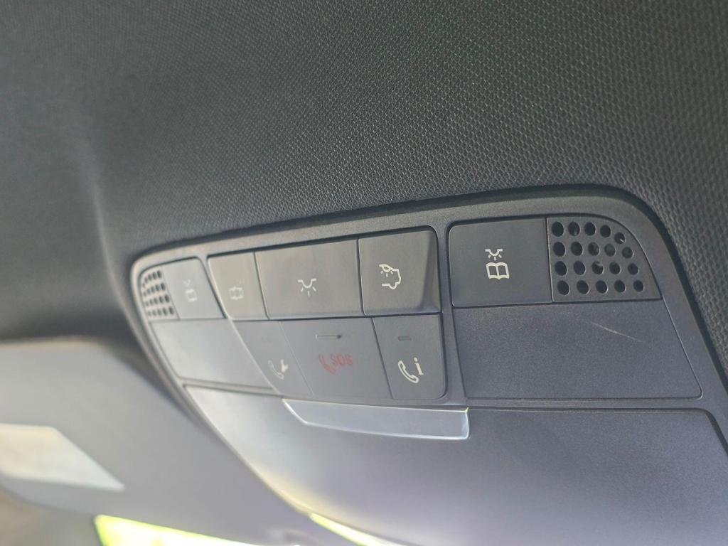 MERCEDES-BENZ C CLASS 2.1 C300dh AMG Line 2015