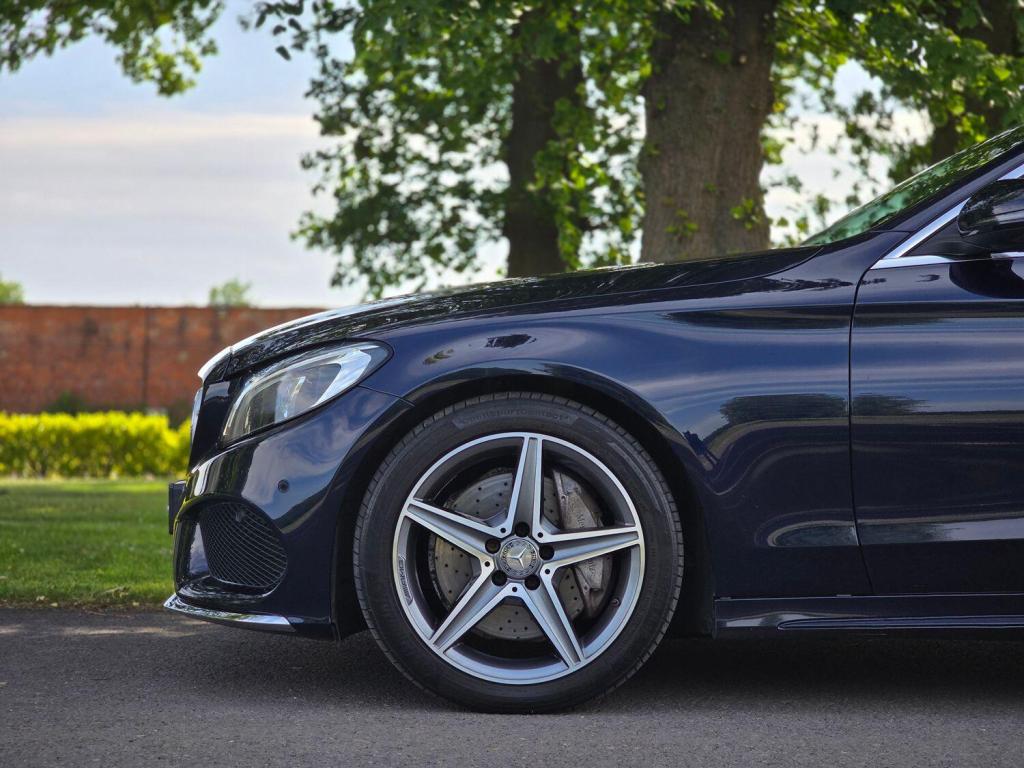 MERCEDES-BENZ C CLASS 2.1 C300dh AMG Line 2015