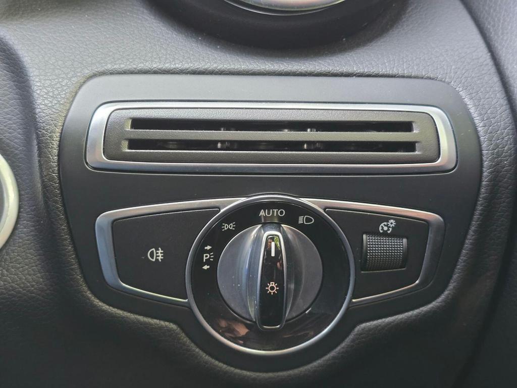 MERCEDES-BENZ C CLASS 2.1 C300dh AMG Line 2015