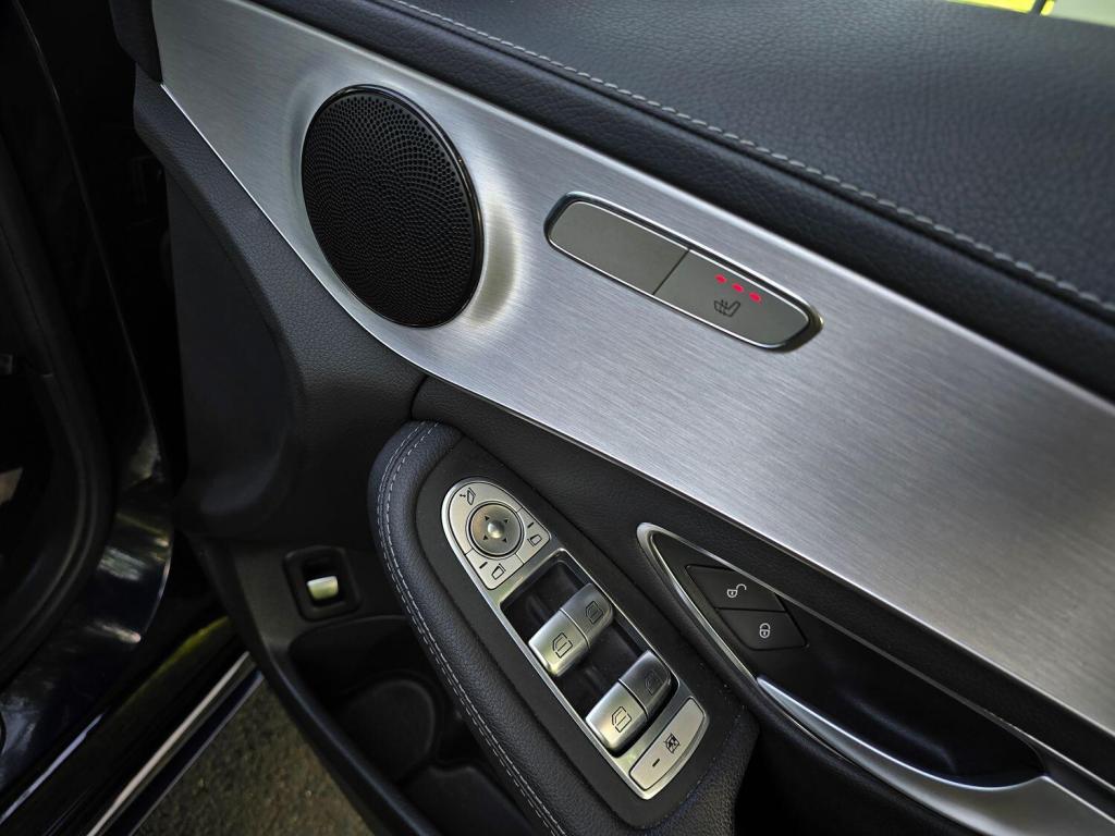 MERCEDES-BENZ C CLASS 2.1 C300dh AMG Line 2015