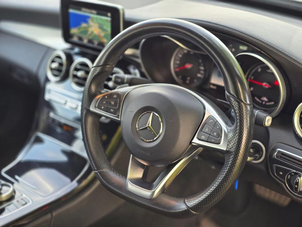 MERCEDES-BENZ C CLASS 2.1 C300dh AMG Line 2015