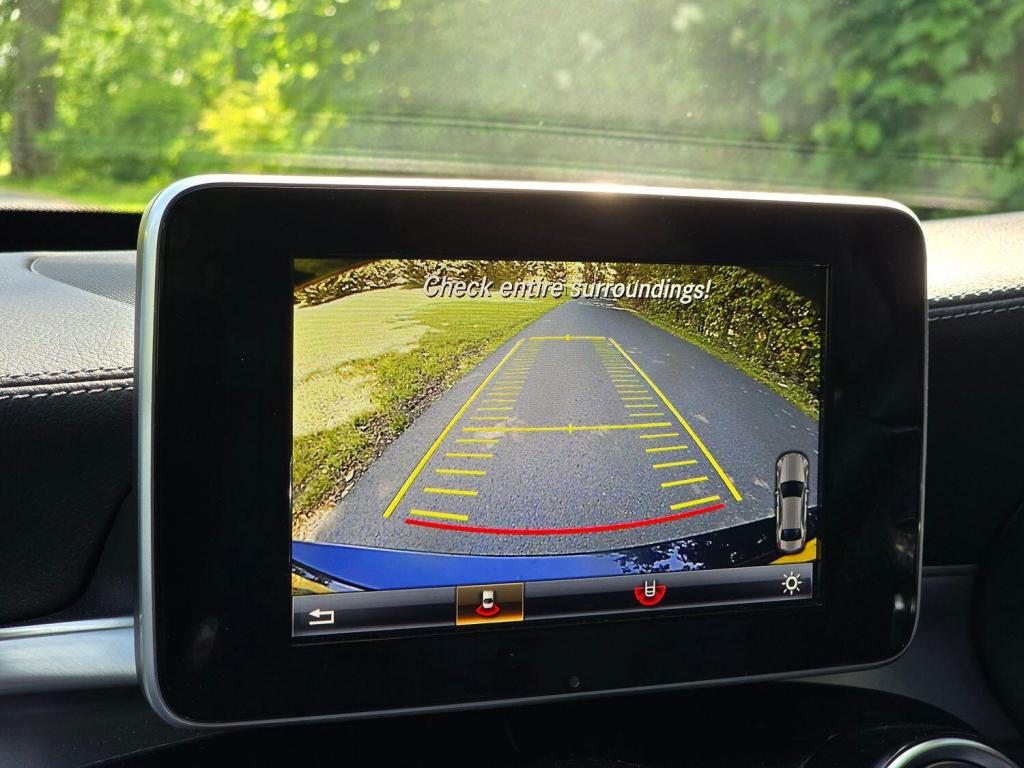 MERCEDES-BENZ C CLASS 2.1 C300dh AMG Line 2015