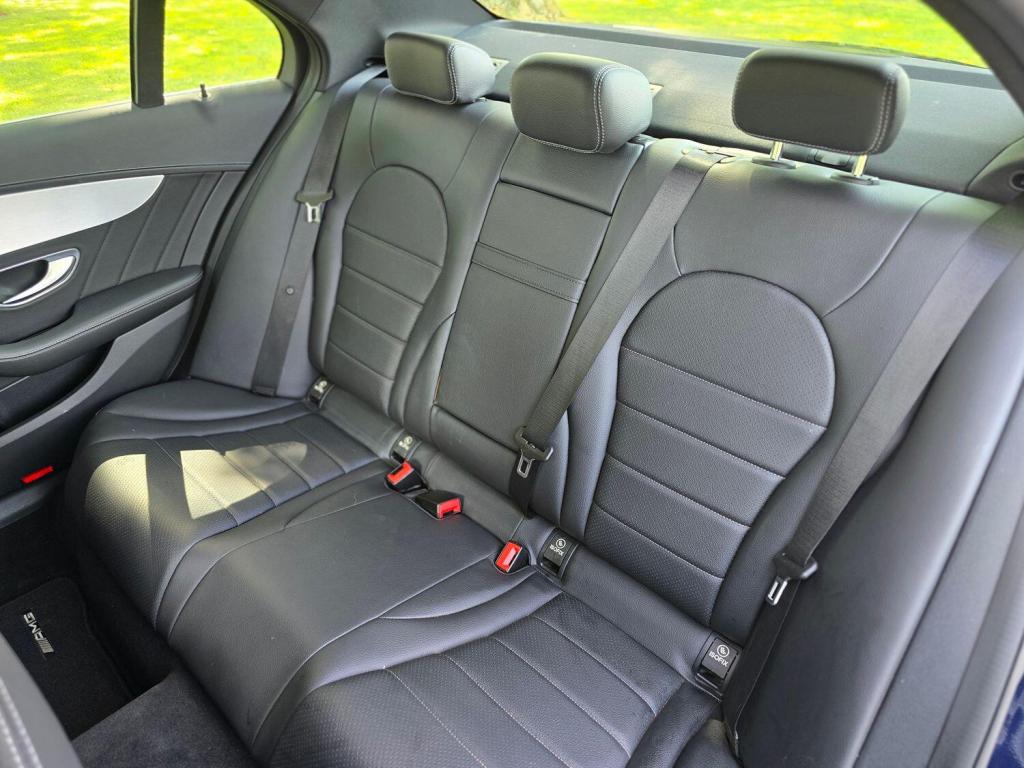 MERCEDES-BENZ C CLASS 2.1 C300dh AMG Line 2015