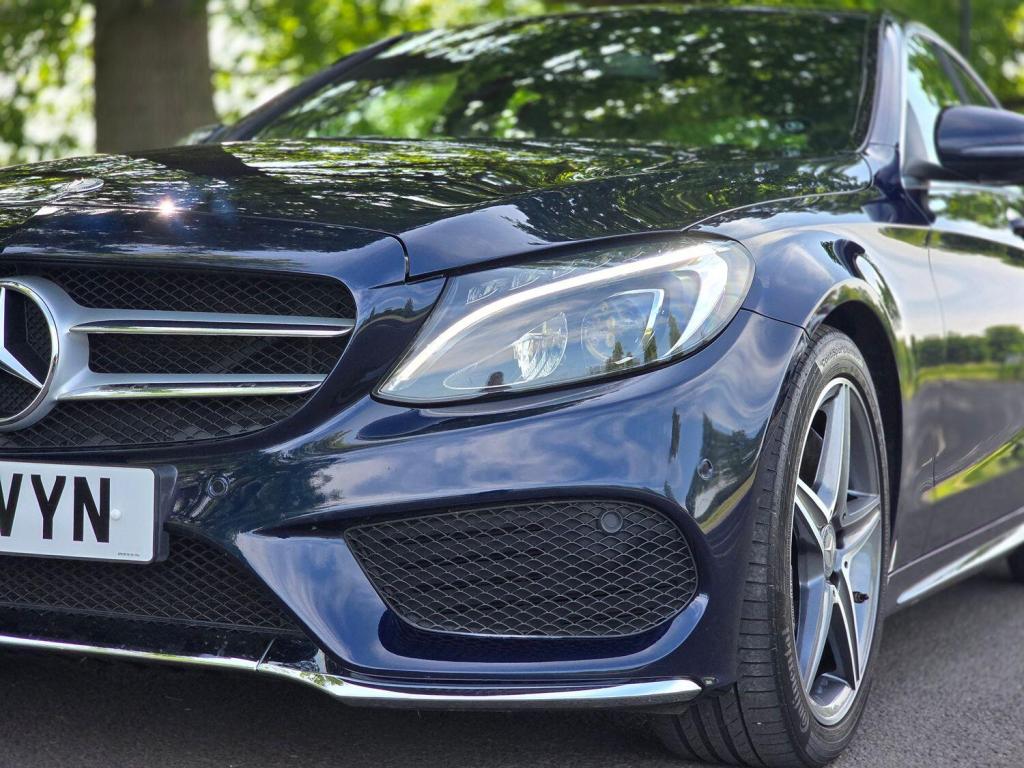 MERCEDES-BENZ C CLASS 2.1 C300dh AMG Line 2015