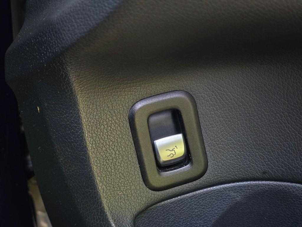 MERCEDES-BENZ C CLASS 2.1 C300dh AMG Line 2015