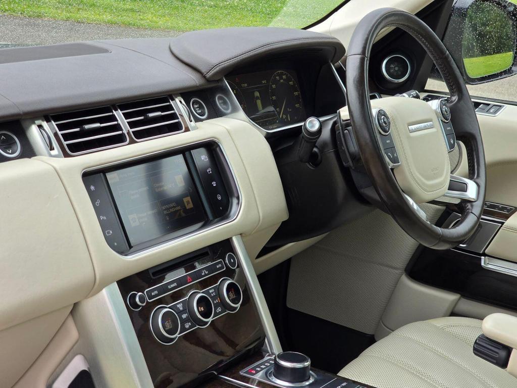 LAND ROVER RANGE ROVER 4.4 SD V8 Vogue SE 2016