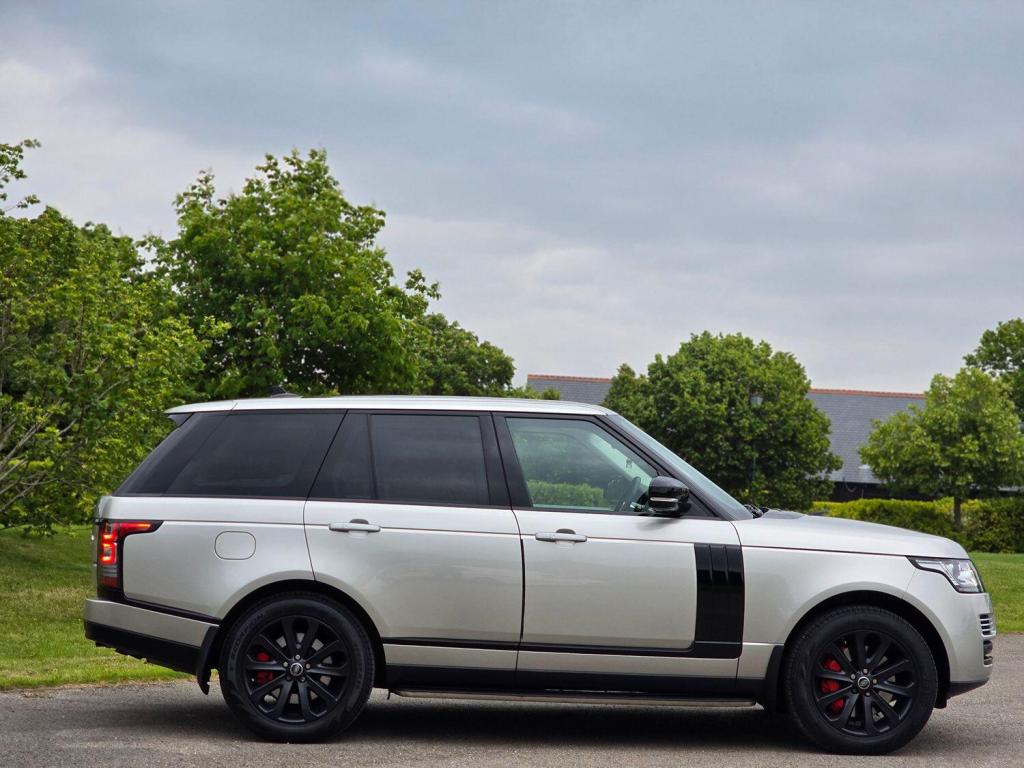 LAND ROVER RANGE ROVER 4.4 SD V8 Vogue SE 2016