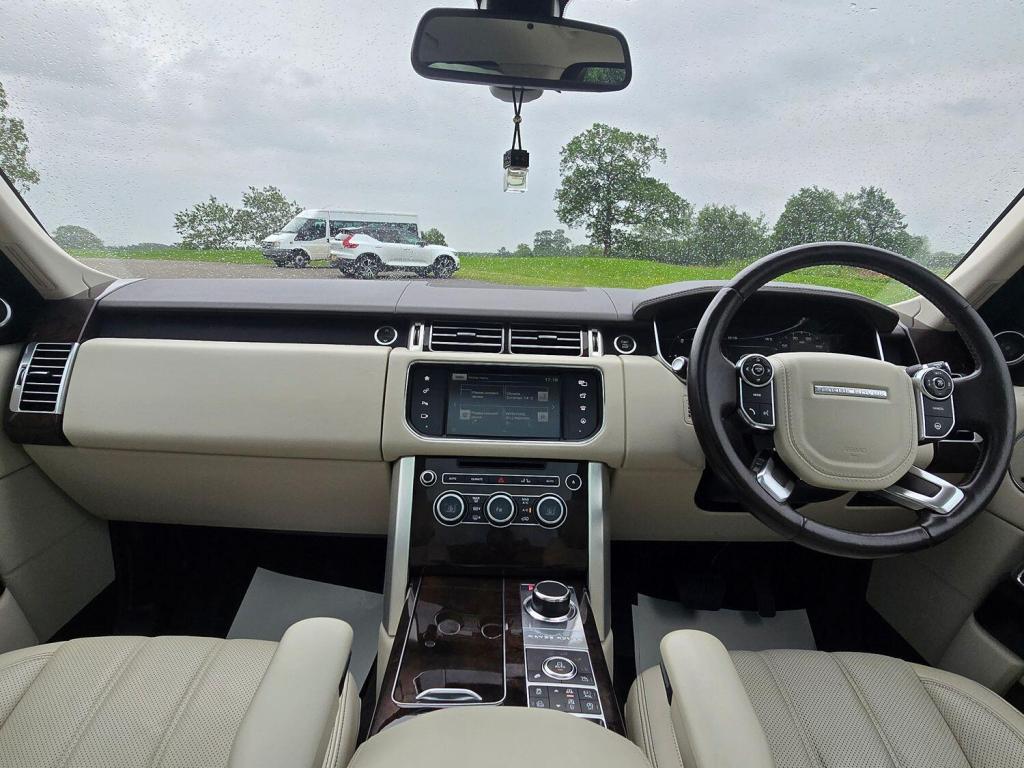 LAND ROVER RANGE ROVER 4.4 SD V8 Vogue SE 2016