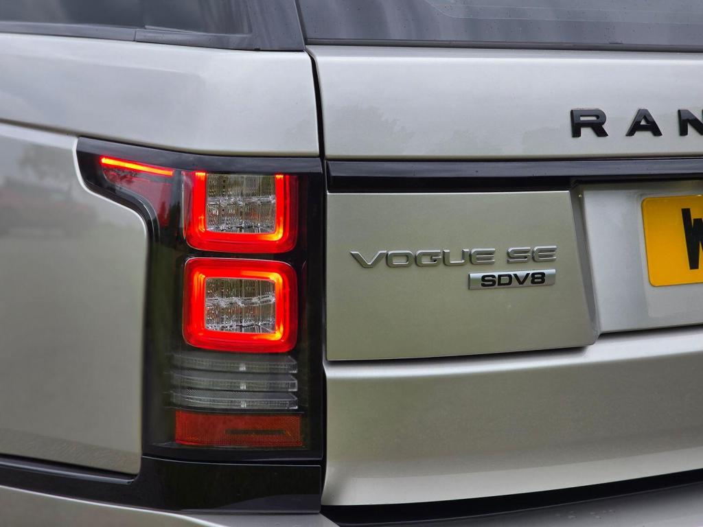 LAND ROVER RANGE ROVER 4.4 SD V8 Vogue SE 2016
