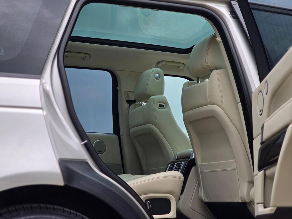 LAND ROVER RANGE ROVER 4.4 SD V8 Vogue SE 2016