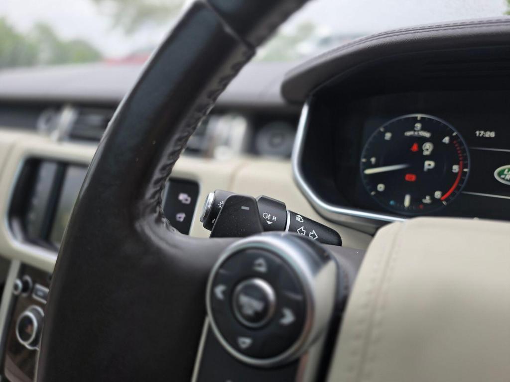 LAND ROVER RANGE ROVER 4.4 SD V8 Vogue SE 2016