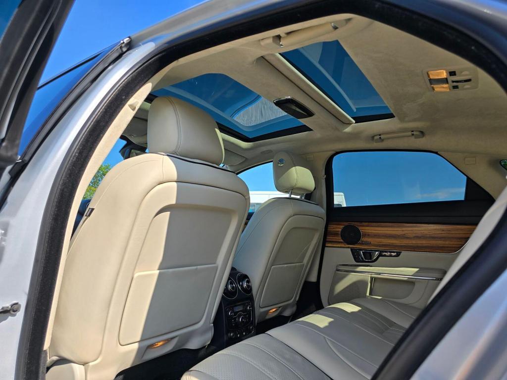 JAGUAR XJ 3.0 d V6 Portfolio 2014