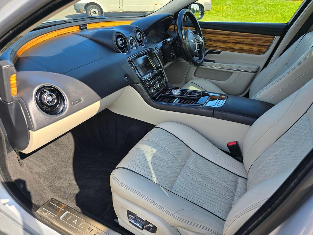 JAGUAR XJ 3.0 d V6 Portfolio 2014