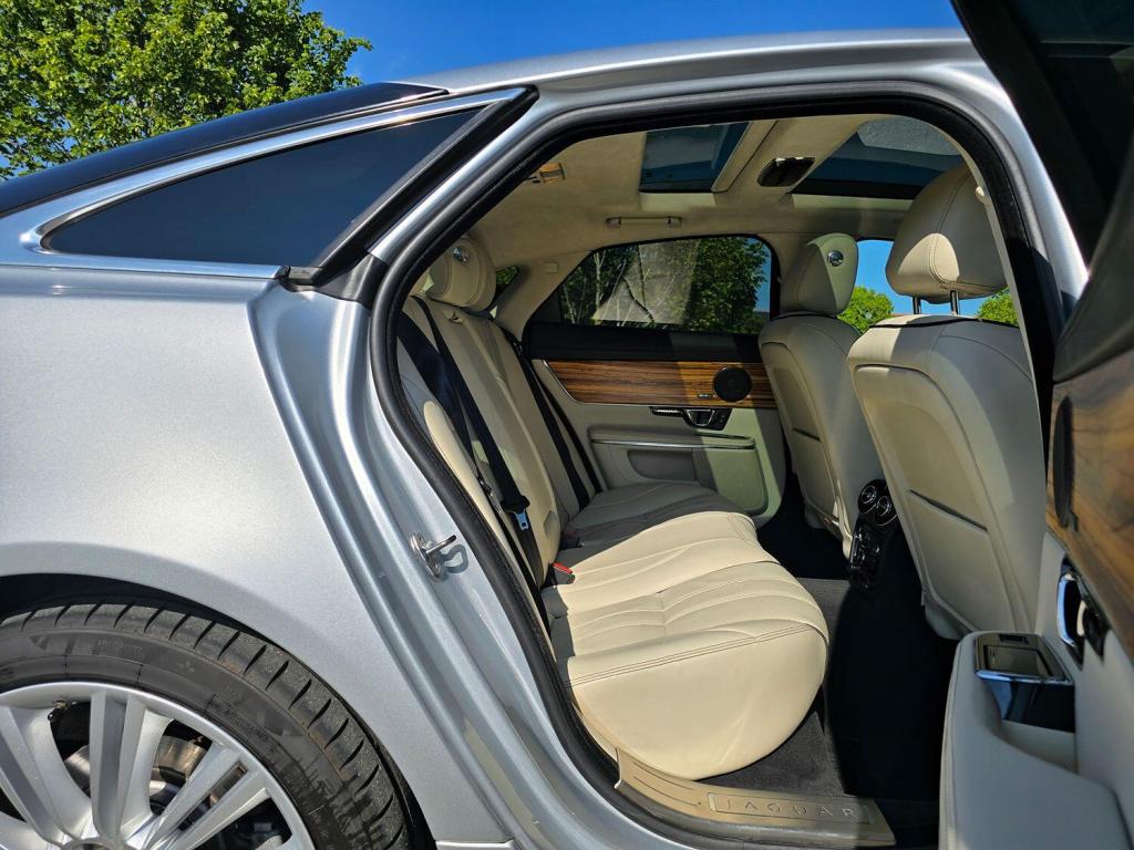 JAGUAR XJ 3.0 d V6 Portfolio 2014