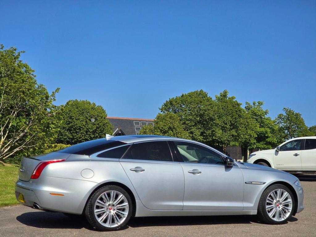 JAGUAR XJ 3.0 d V6 Portfolio 2014