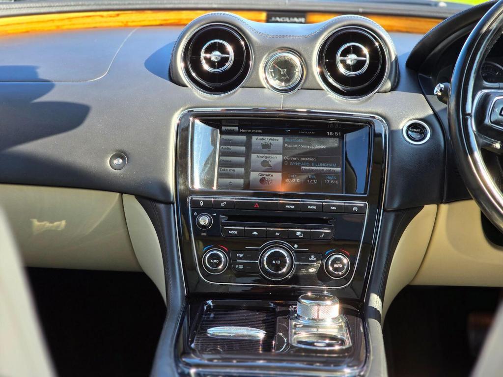 JAGUAR XJ 3.0 d V6 Portfolio 2014