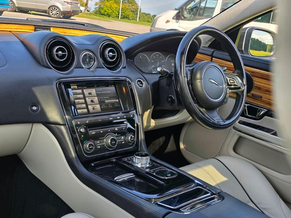 JAGUAR XJ 3.0 d V6 Portfolio 2014