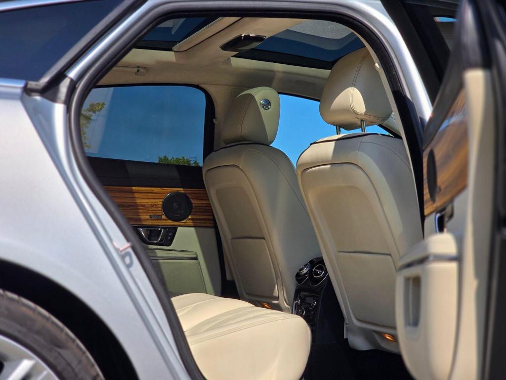 JAGUAR XJ 3.0 d V6 Portfolio 2014