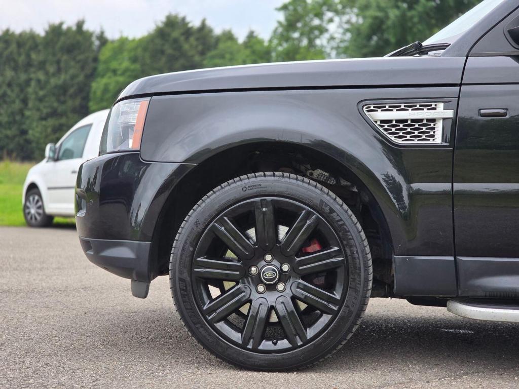 LAND ROVER RANGE ROVER SPORT 3.0 SD V6 HSE Black 2013