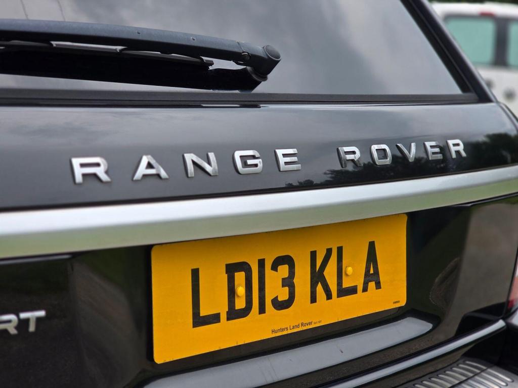 LAND ROVER RANGE ROVER SPORT 3.0 SD V6 HSE Black 2013