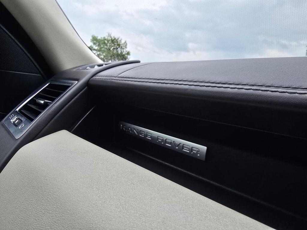 LAND ROVER RANGE ROVER SPORT 3.0 SD V6 HSE Black 2013