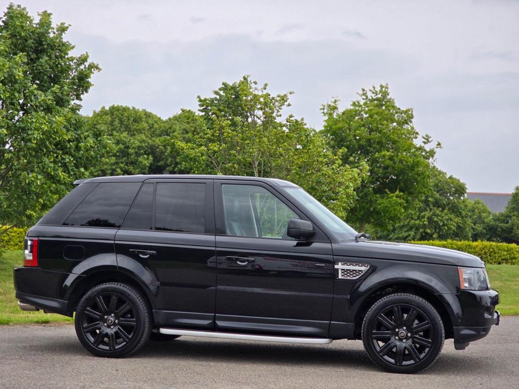LAND ROVER RANGE ROVER SPORT 3.0 SD V6 HSE Black 2013