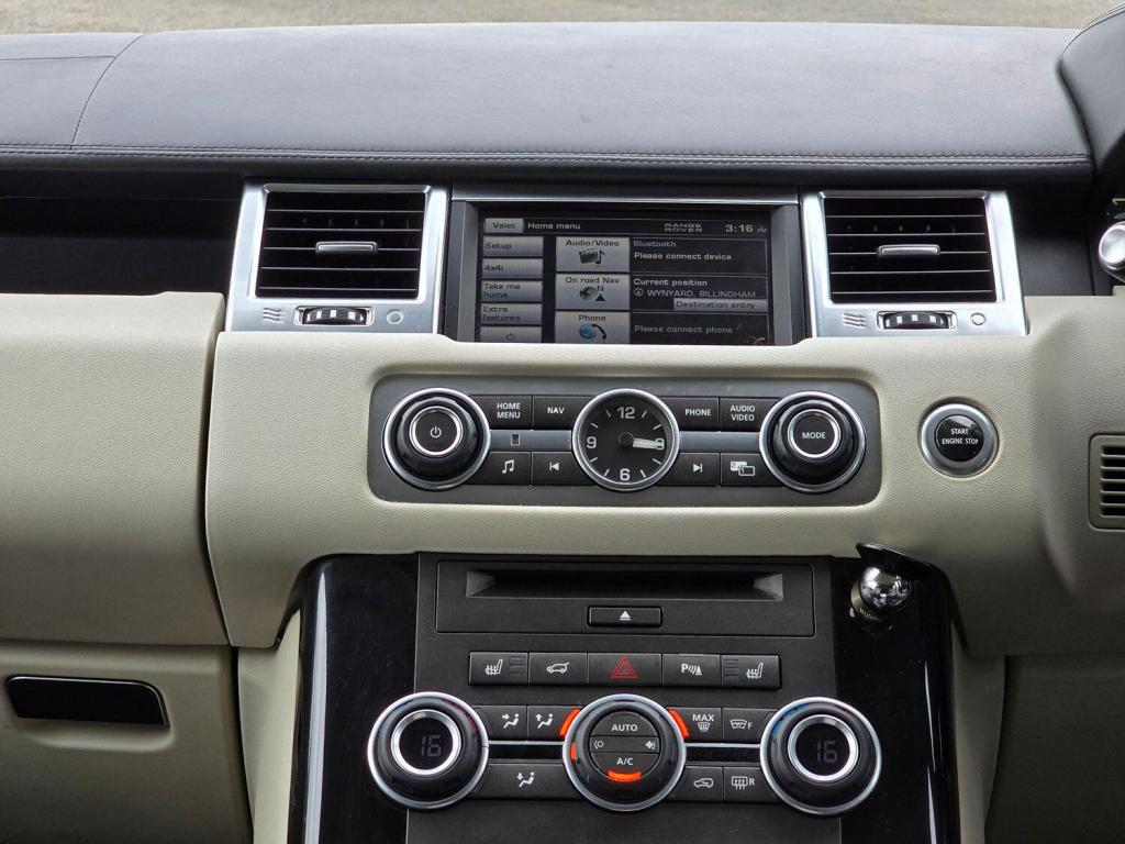 LAND ROVER RANGE ROVER SPORT 3.0 SD V6 HSE Black 2013