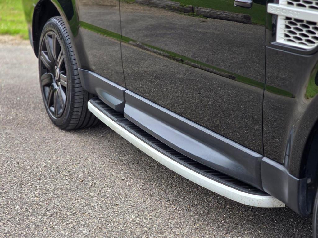 LAND ROVER RANGE ROVER SPORT 3.0 SD V6 HSE Black 2013