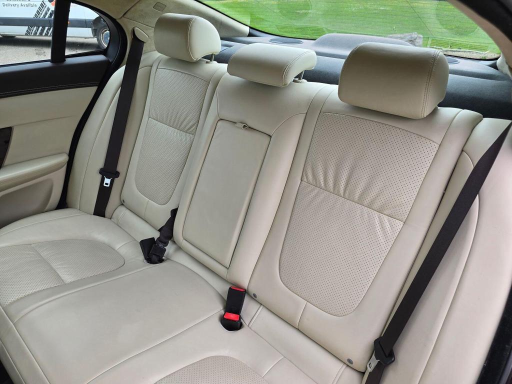 JAGUAR XF 3.0 d V6 Portfolio 2010