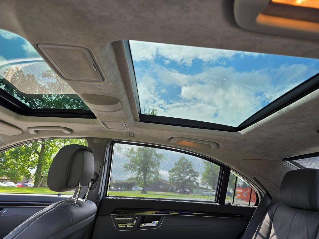 MERCEDES-BENZ S CLASS 5.5 S500 V8 2006